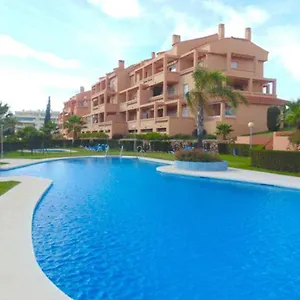 Luxurious 2 Bedroom 2 Bathroom Near Apartamento